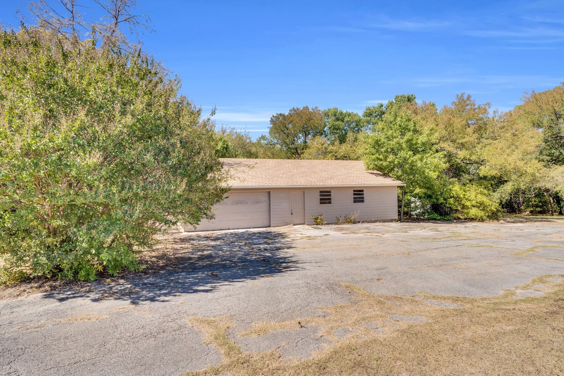 2 acres in Ellis County - photo 17