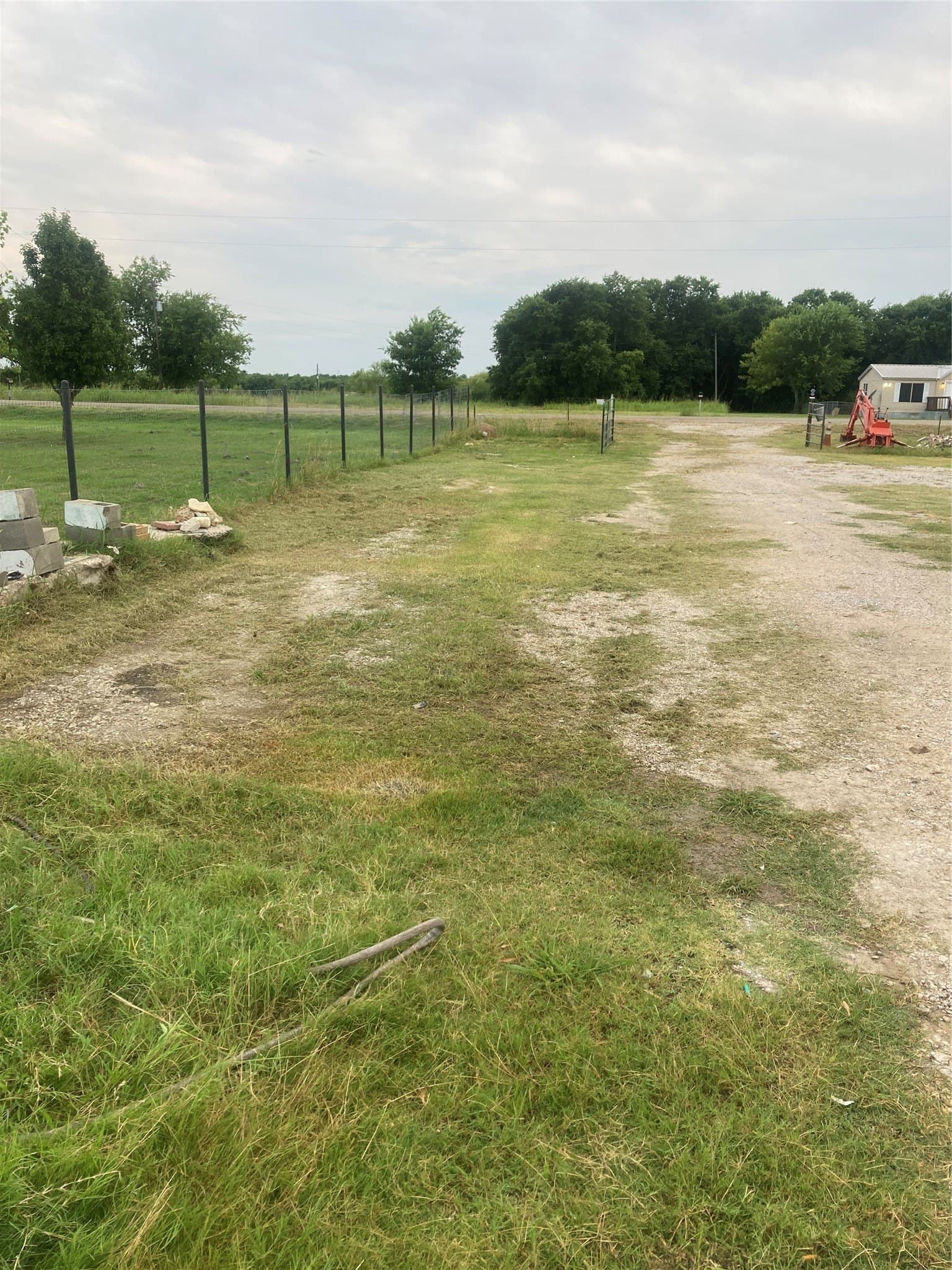 1.01 acres in Collin County - photo 3