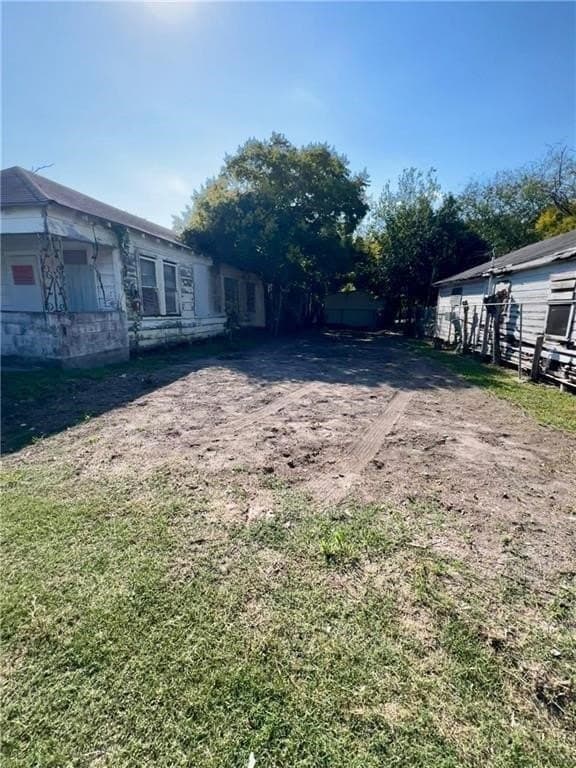 0.04 acres in Nueces County