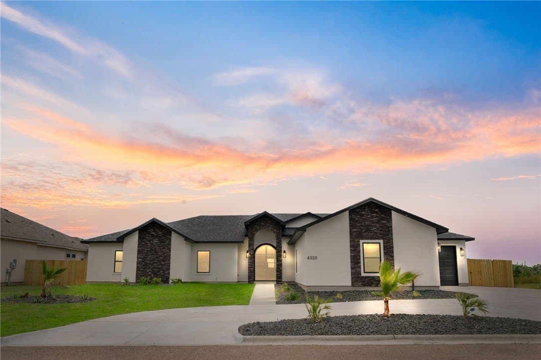 21,588 acres in Nueces County