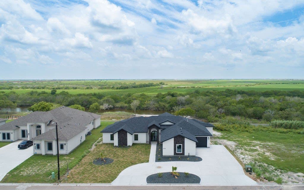 21,588 acres in Nueces County - photo 3
