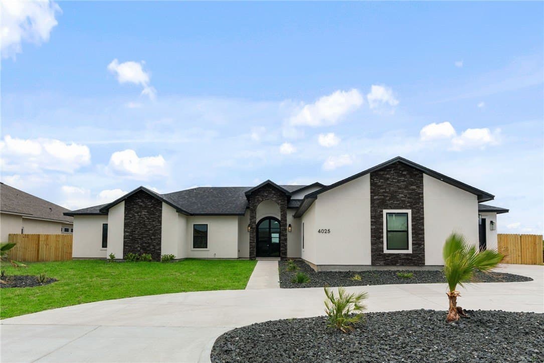 21,588 acres in Nueces County - photo 5