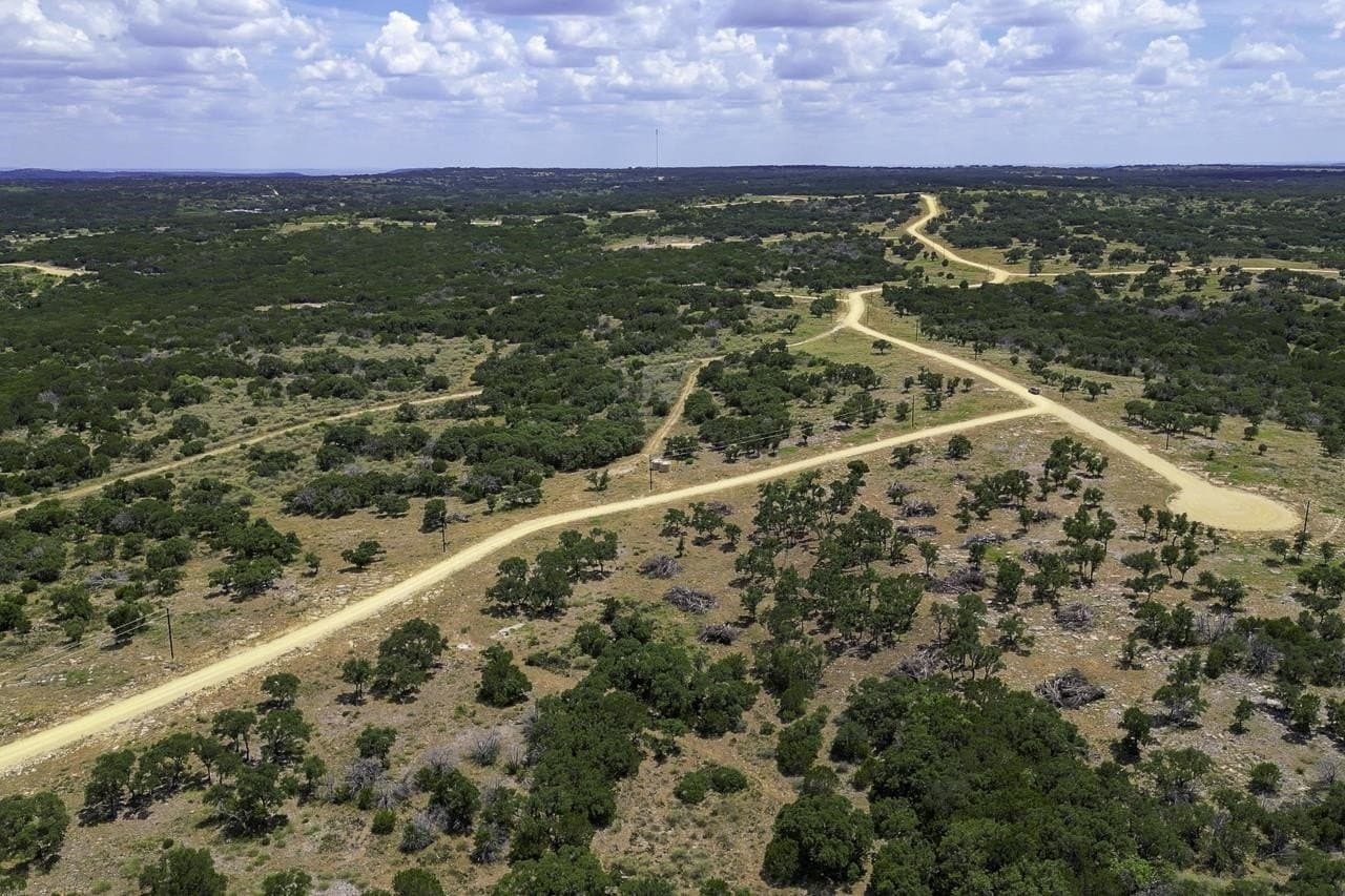 5 acres in San Saba County - photo 9