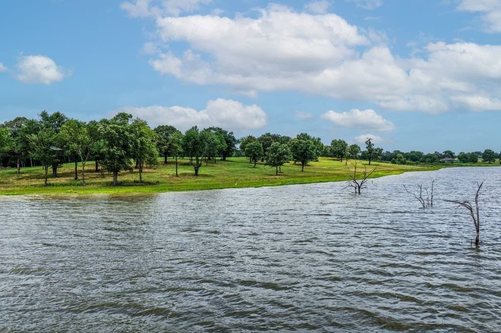 1.32 acres in Rains County - photo 3