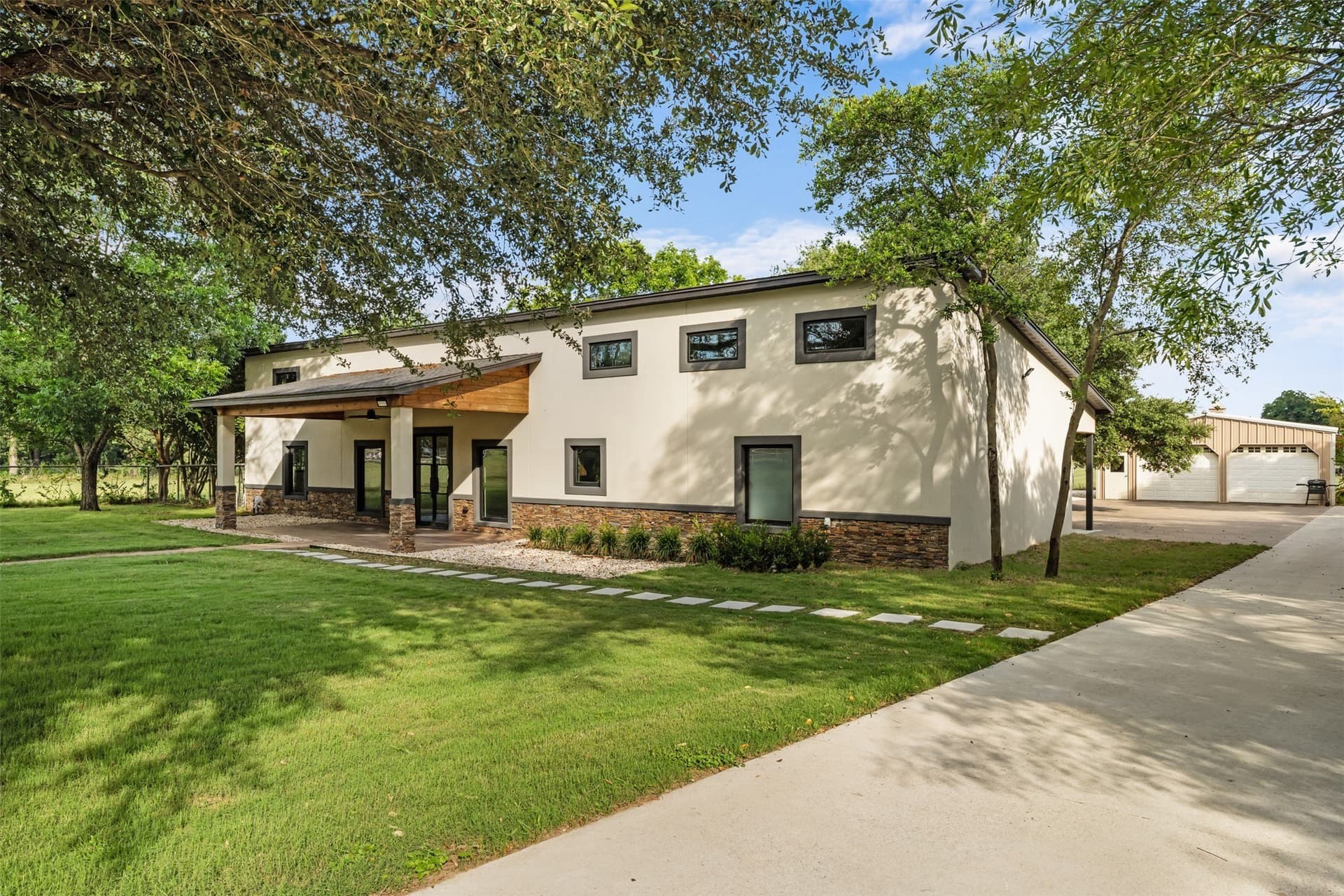 16.96 acres in McLennan County gallery image 2