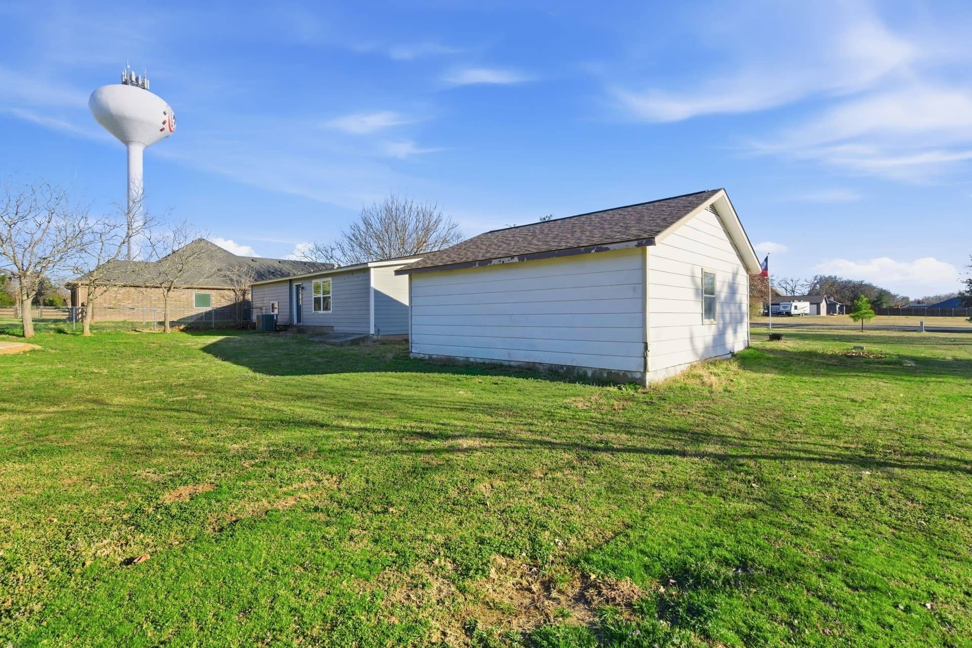 0.42 acres in Cooke County - photo 4