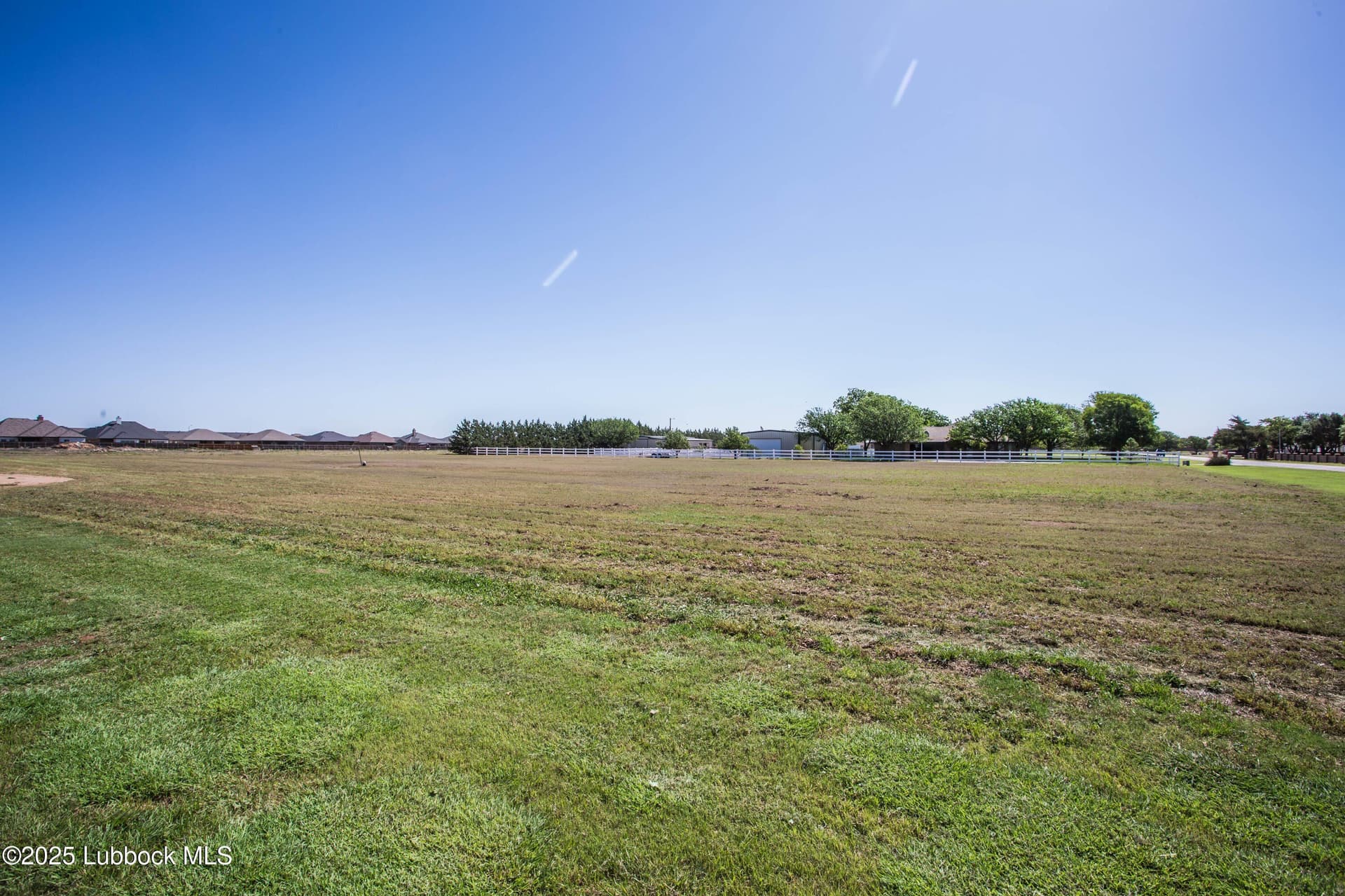 1 acres in Lubbock County gallery image 2