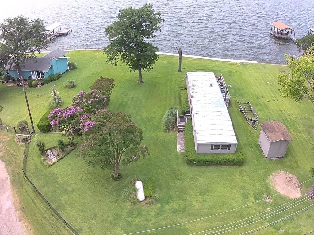 0.37 acres in Henderson County - photo 14