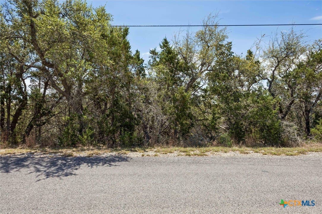 1.02 acres in Comal County featured view