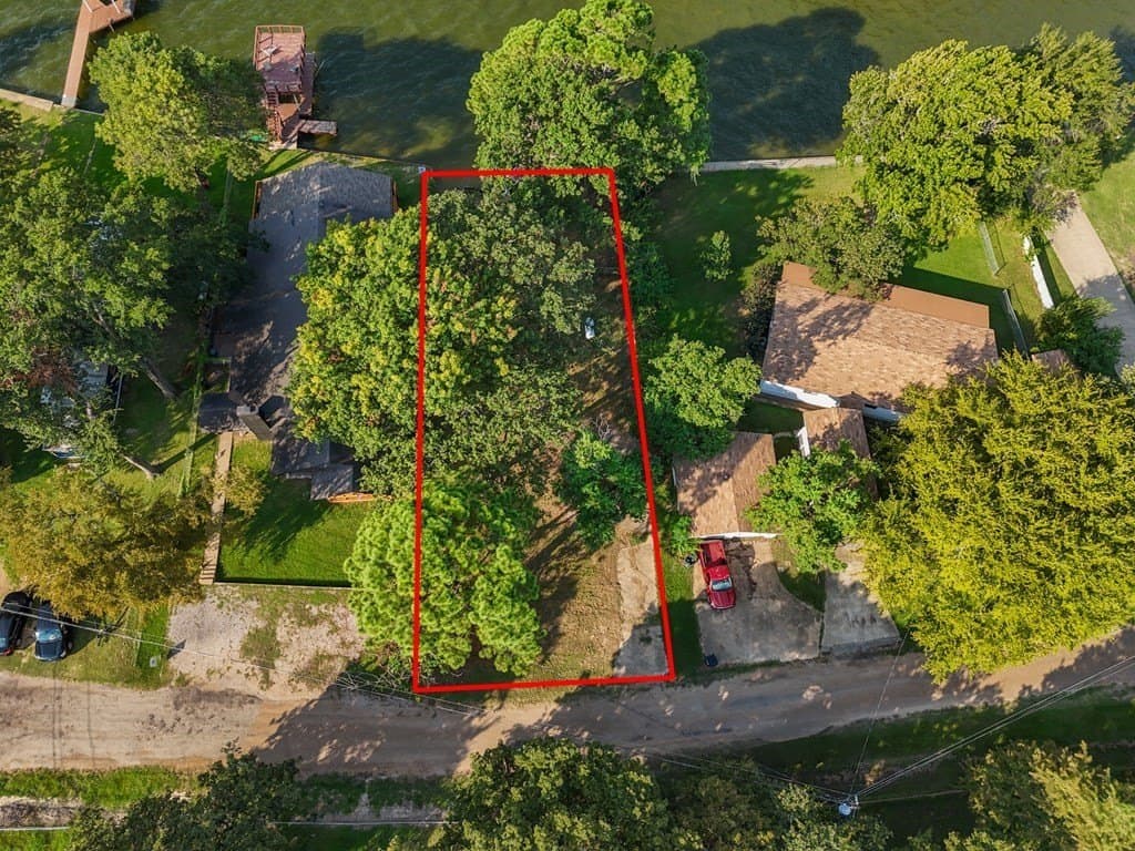 0.14 acres in Henderson County - photo 7
