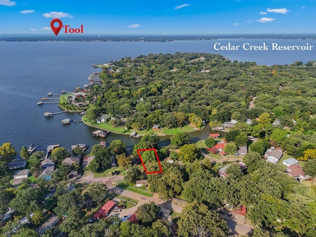 0.14 acres in Henderson County - photo 6
