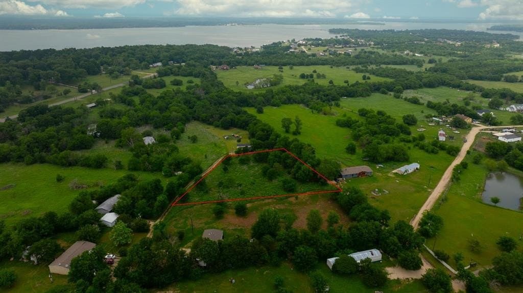1.48 acres in Hunt County