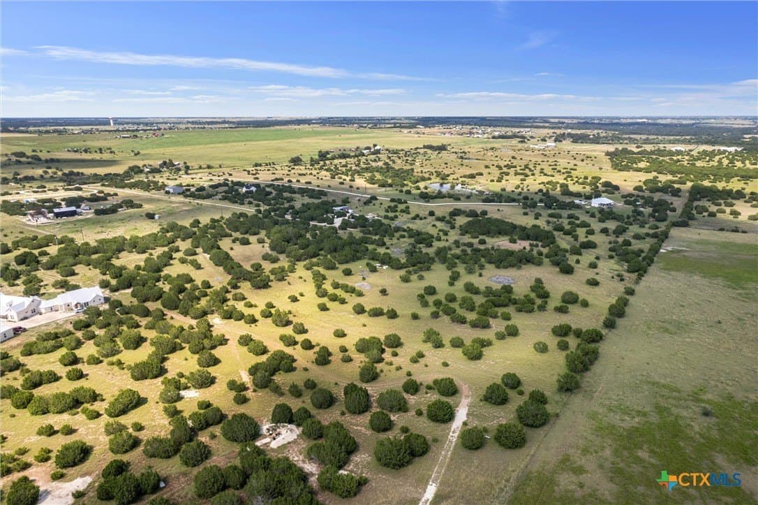 10.78 acres in Williamson County - photo 6