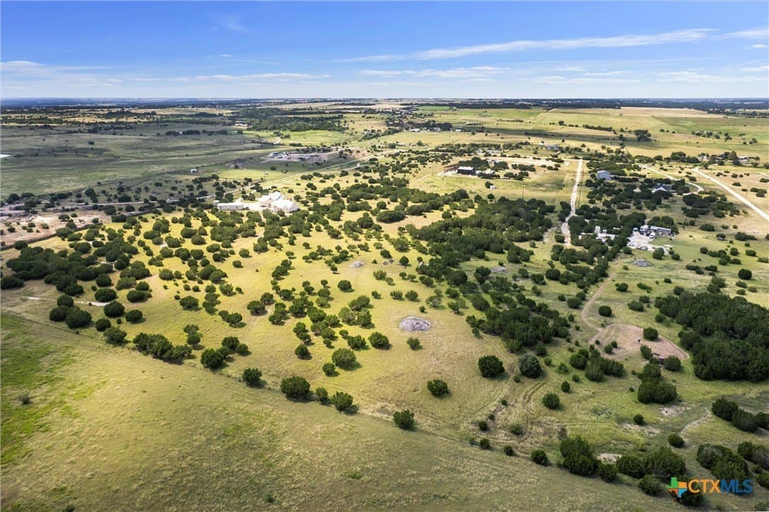10.78 acres in Williamson County - photo 9