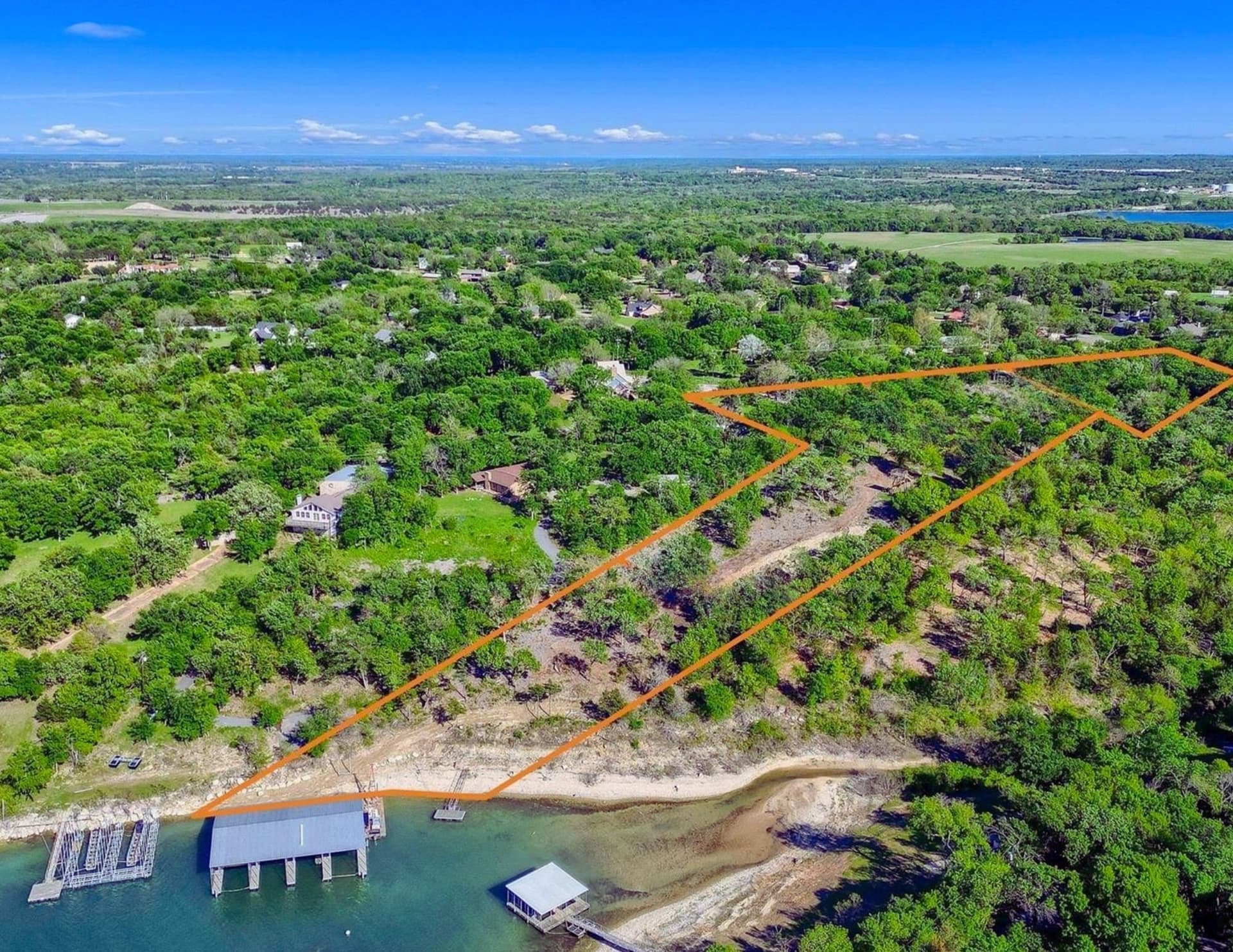 5.63 acres in Grayson County