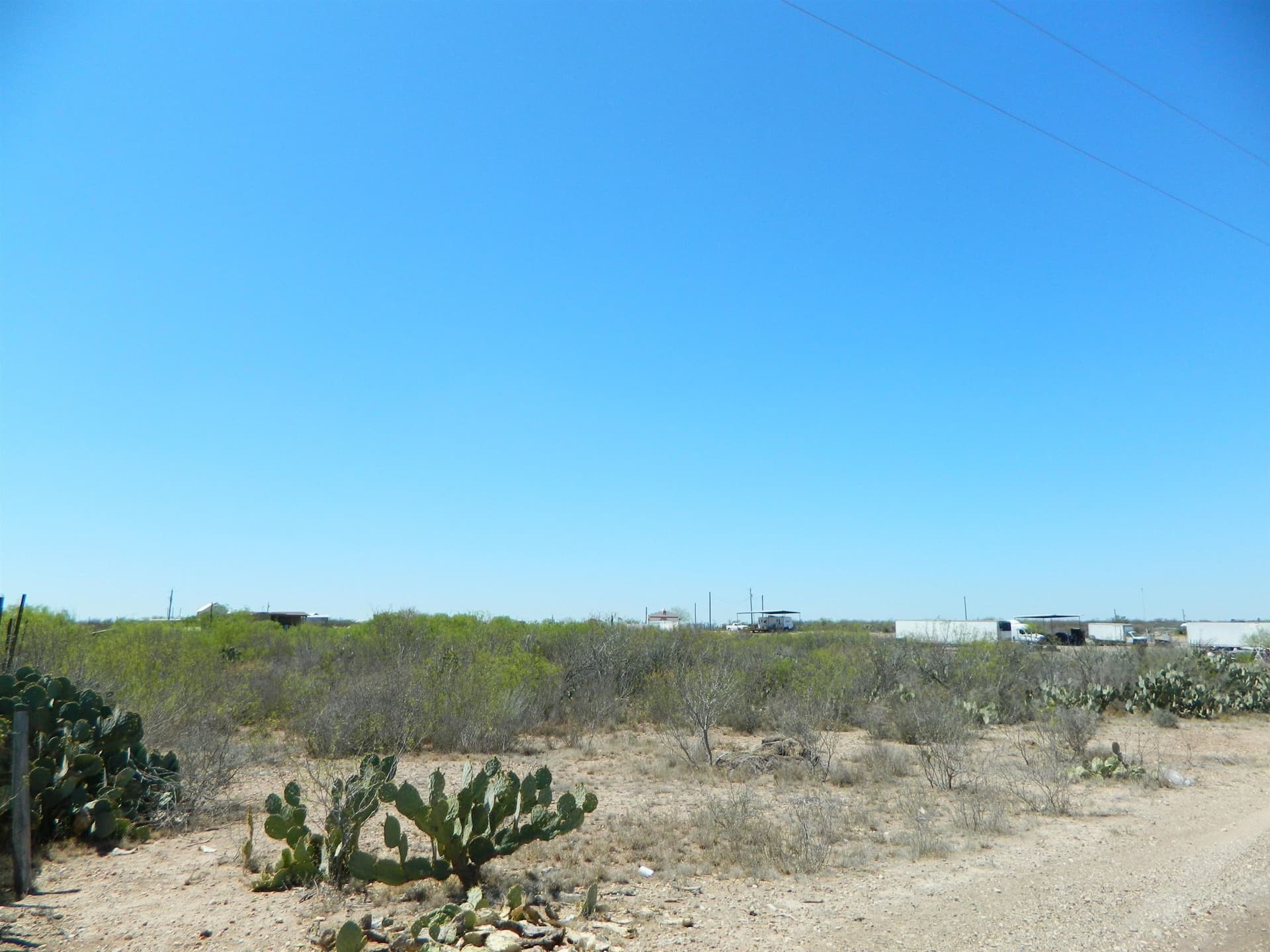 1.93 acres in Webb County gallery image 2