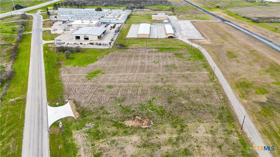 4.27 acres in Gonzales County - photo 15