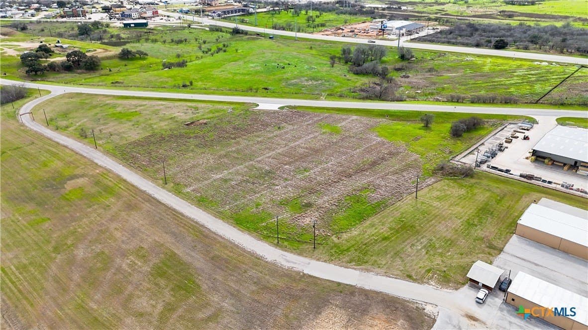 4.27 acres in Gonzales County - photo 27