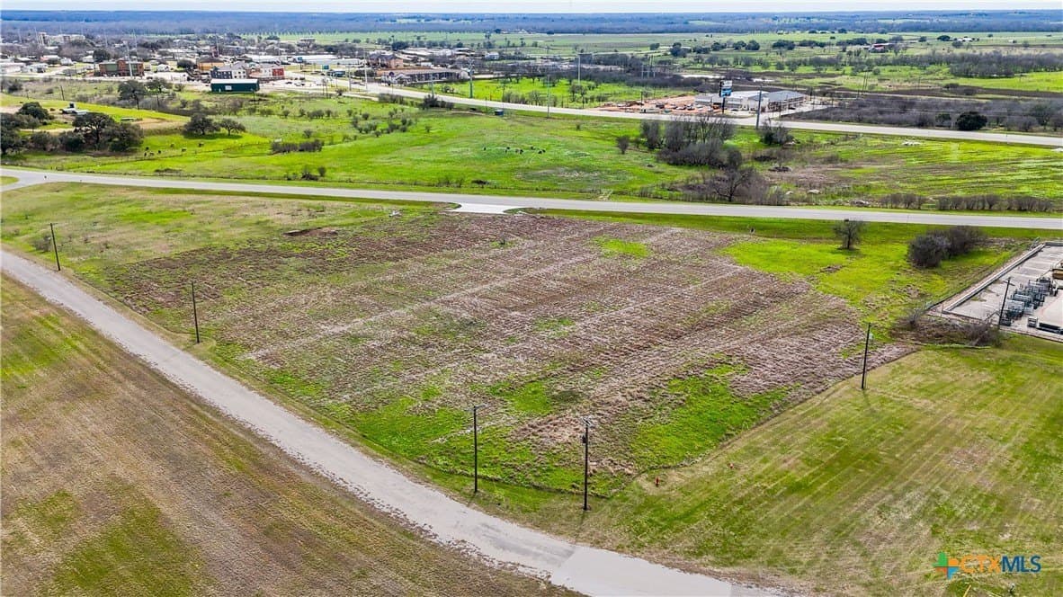 4.27 acres in Gonzales County - photo 26