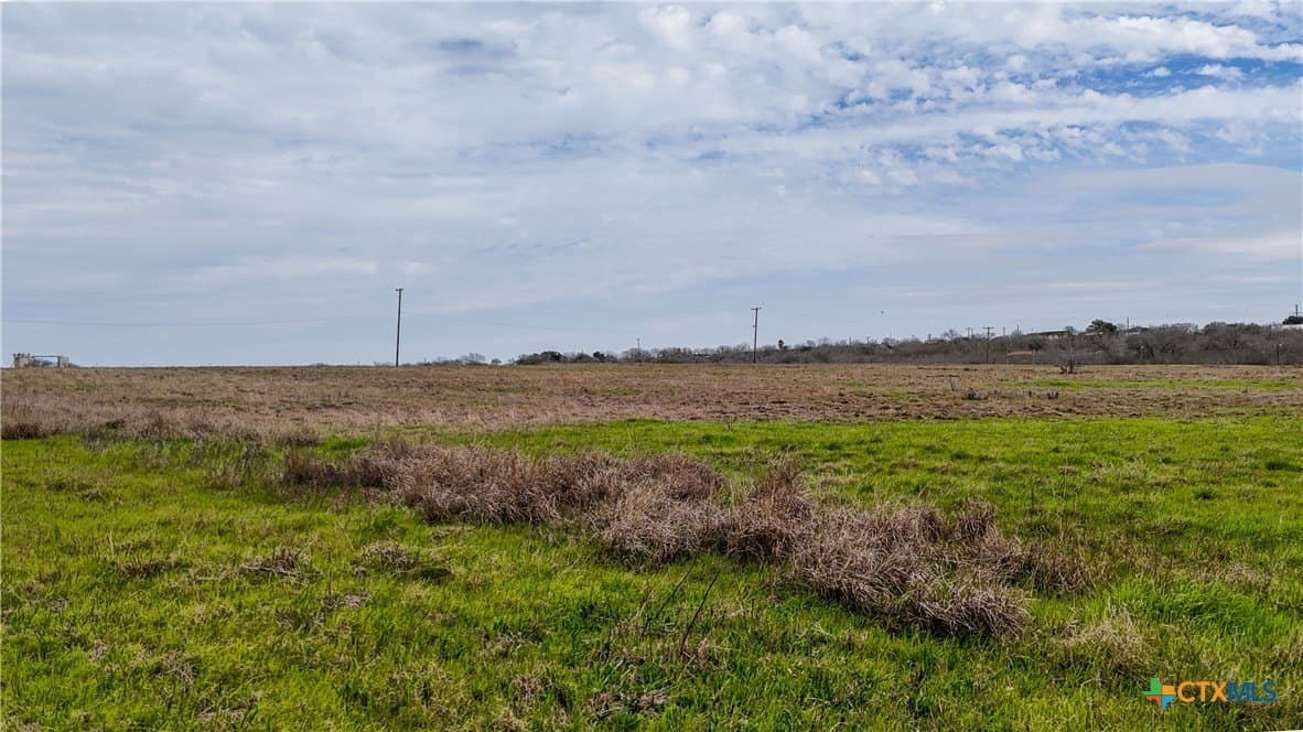 4.27 acres in Gonzales County - photo 18