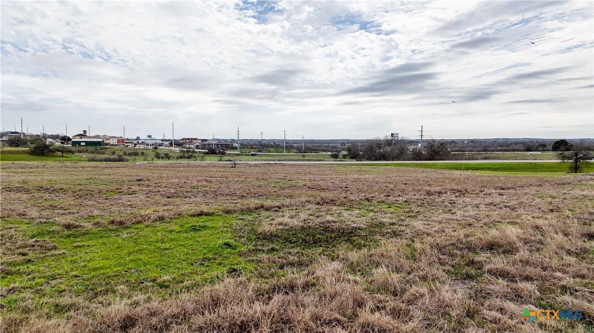 4.27 acres in Gonzales County - photo 23