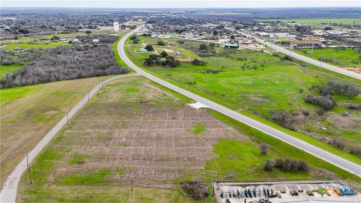 4.27 acres in Gonzales County - photo 13