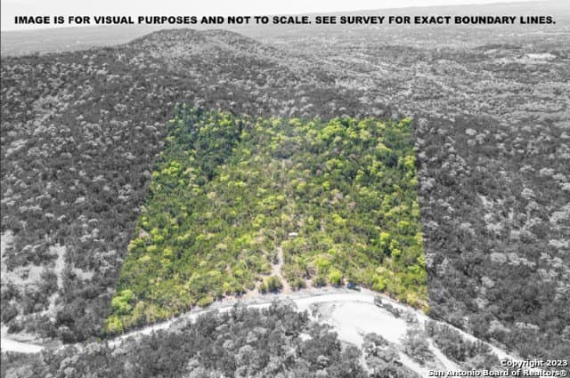 9.9 acres in Bandera County gallery image 2