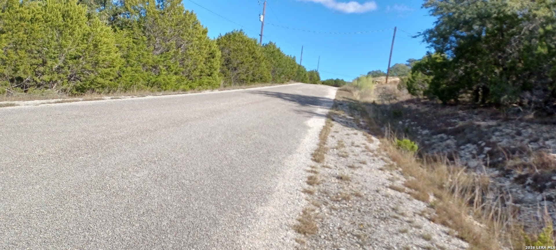 1.37 acres in Comal County gallery image 2