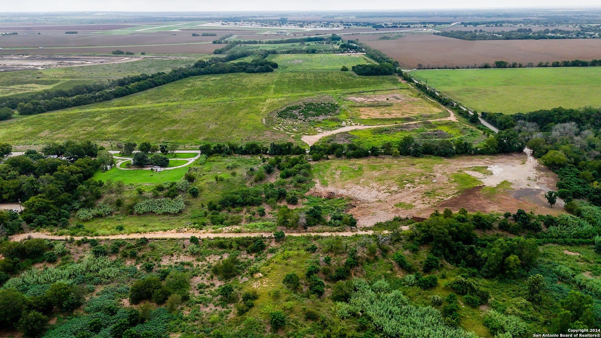 10.4 acres in Hayes County gallery image 4