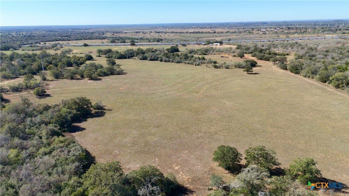 668 acres in Gonzales County - photo 13