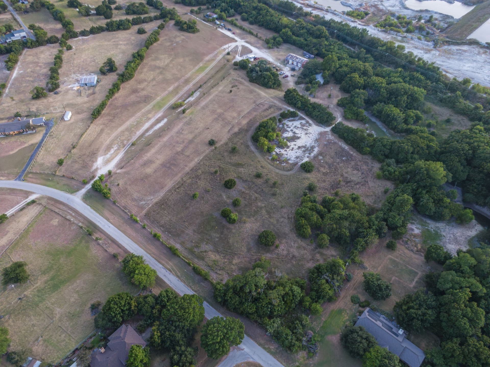 4 acres in Ellis County - photo 4