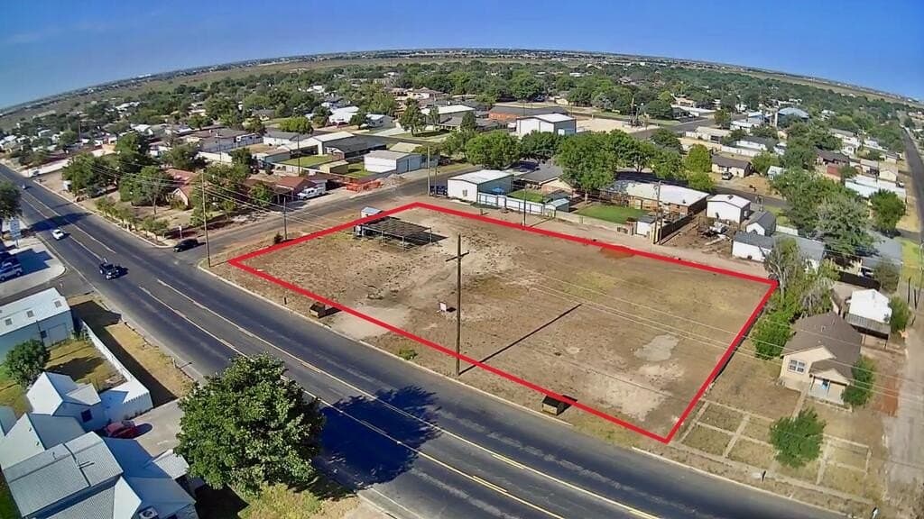 0.78 acres in Gaines County - photo 2