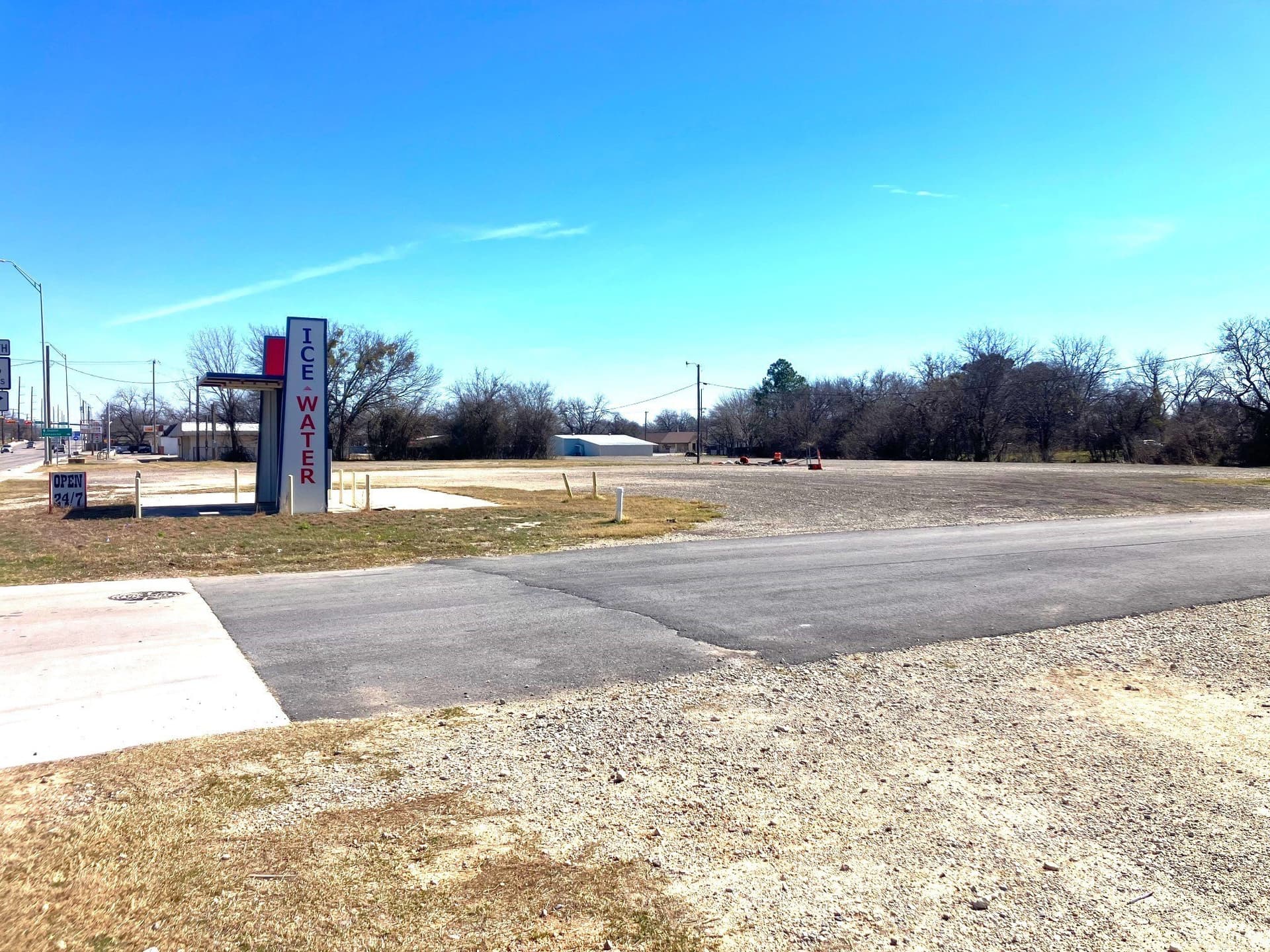 2.28 acres in Comanche County gallery image 2