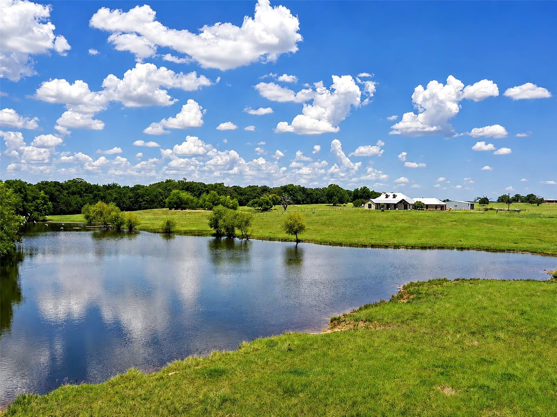 158.42 acres in Cooke County - photo 2