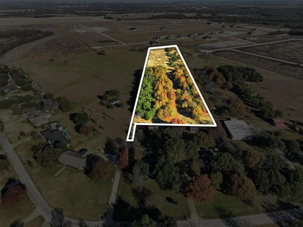 7.91 acres in Ellis County gallery image 3