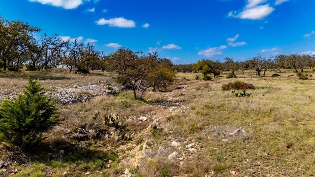 10.02 acres in Gillespie County