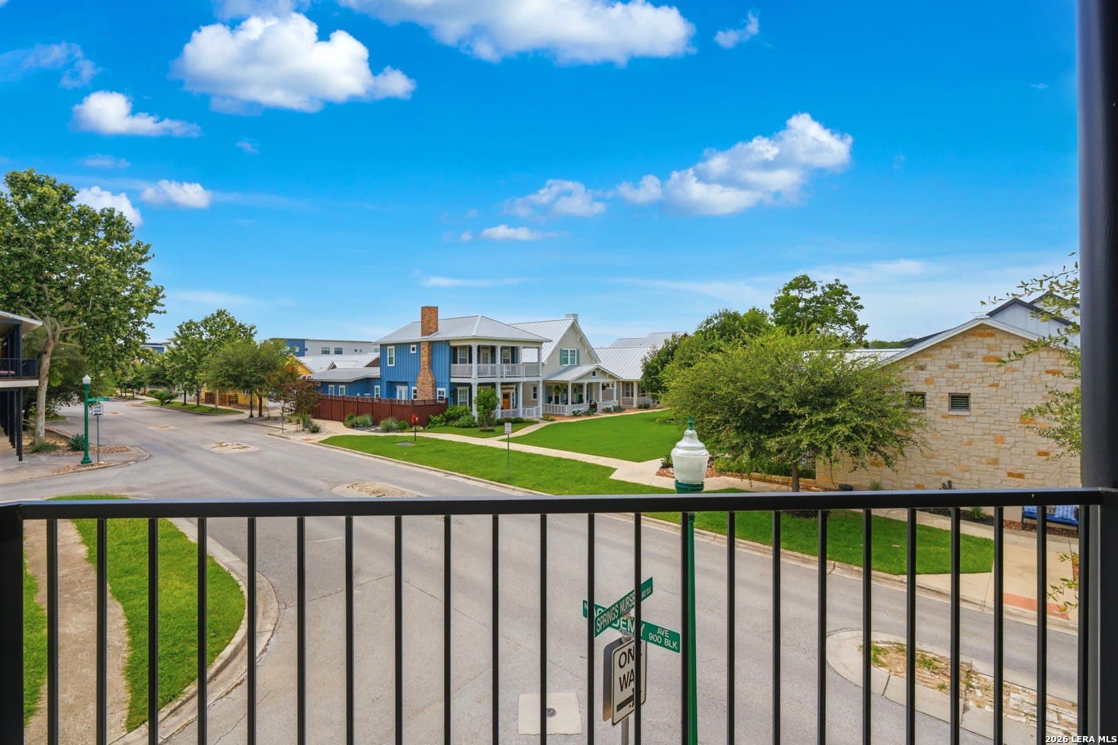 10 acres in Comal County - photo 23