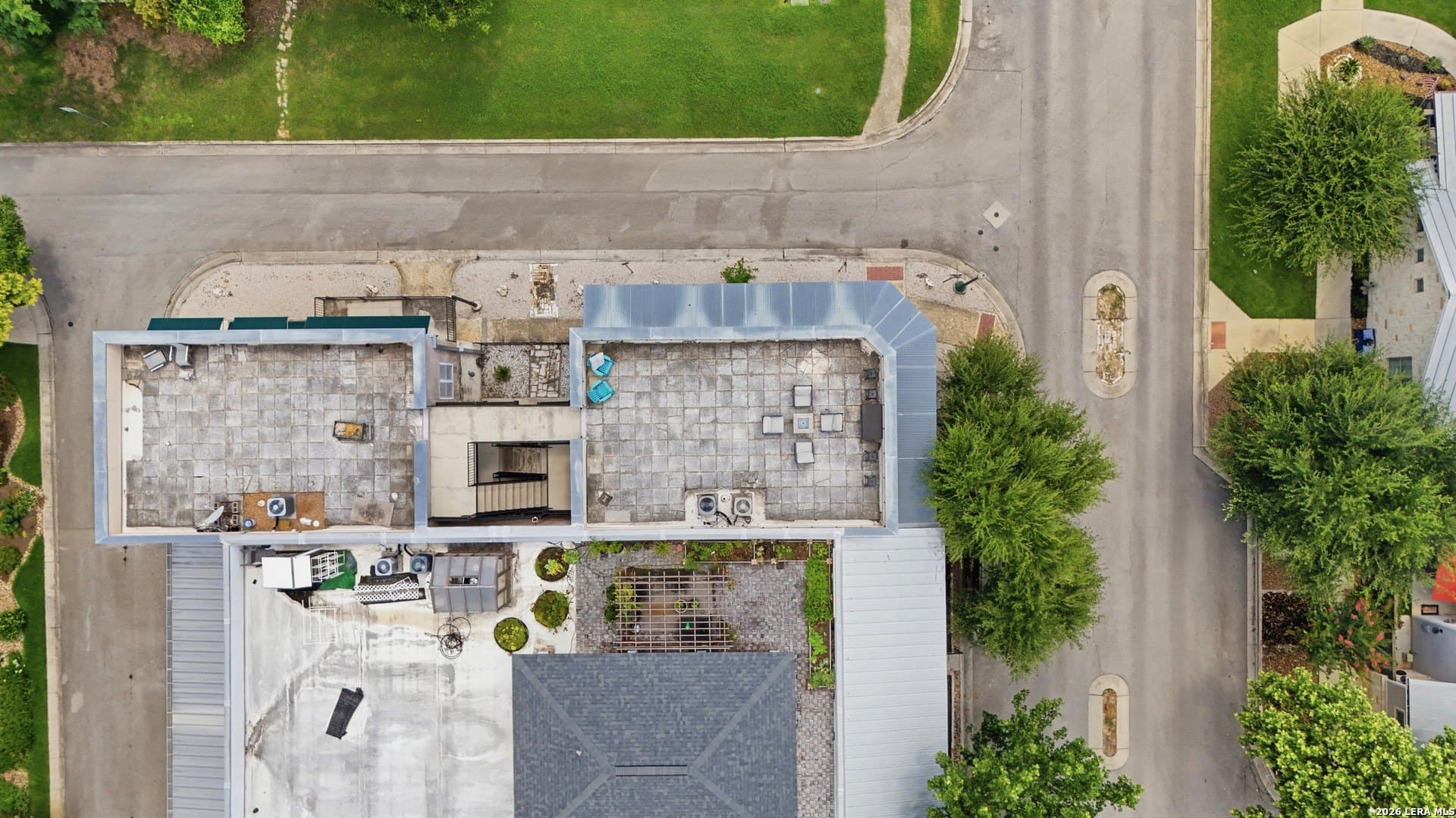 10 acres in Comal County - photo 32