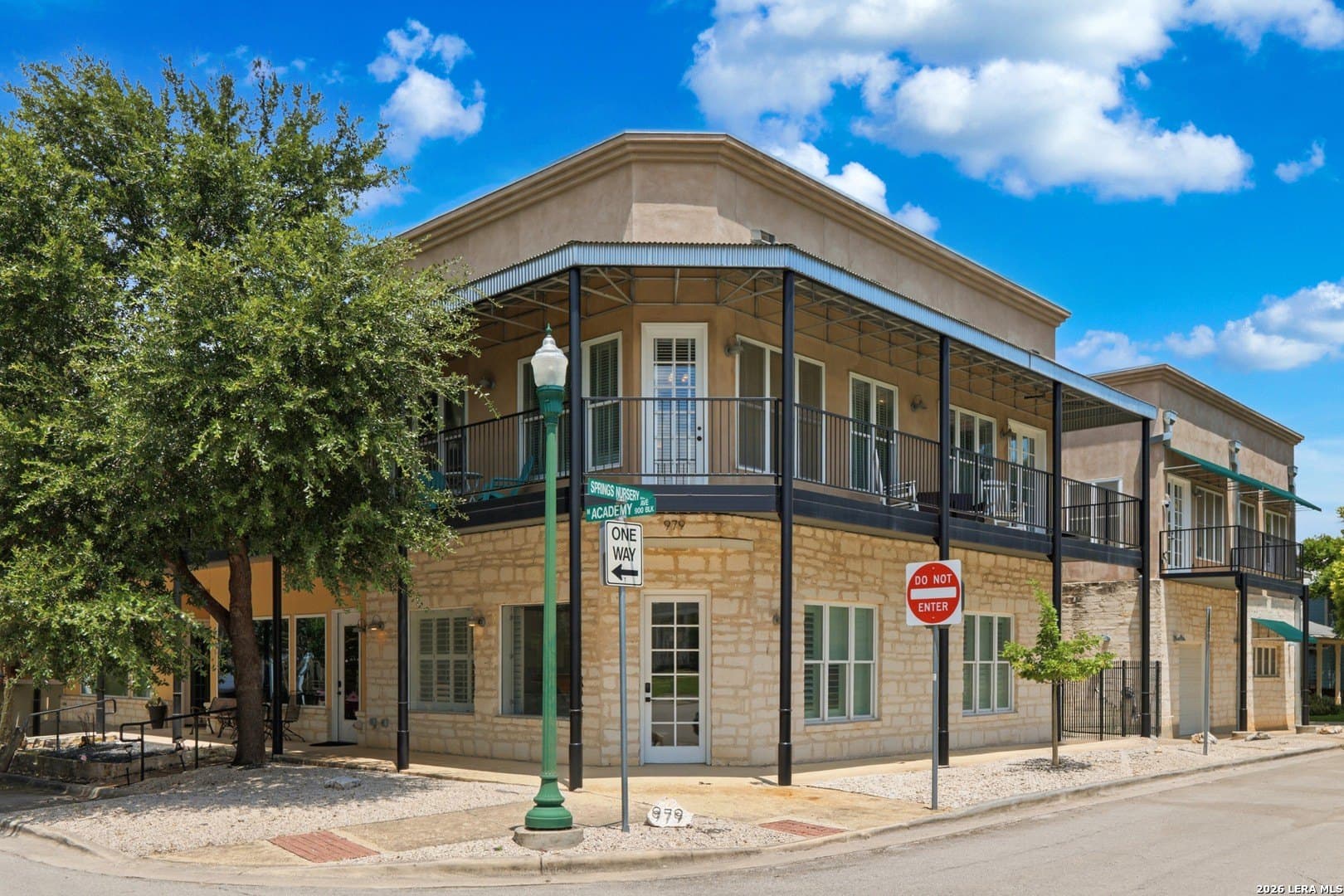 10 acres in Comal County - photo 17