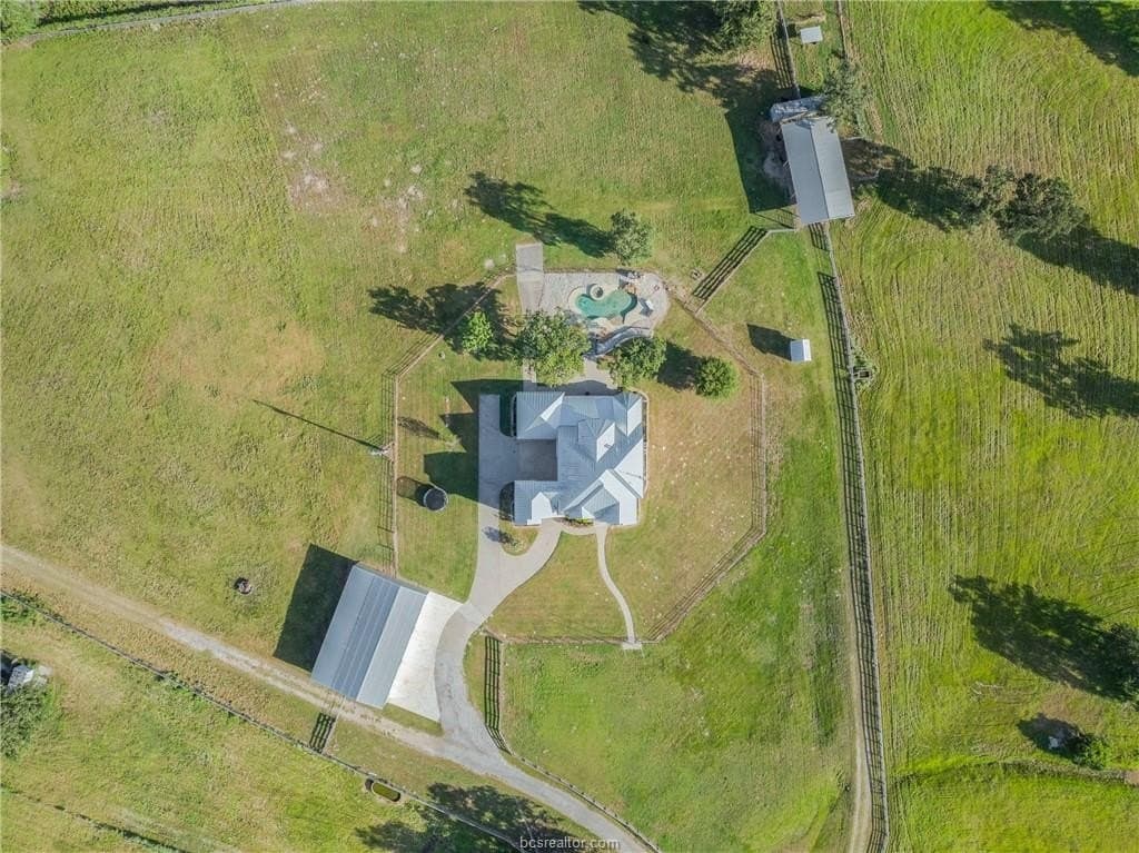 173 acres in Burleson County - photo 12