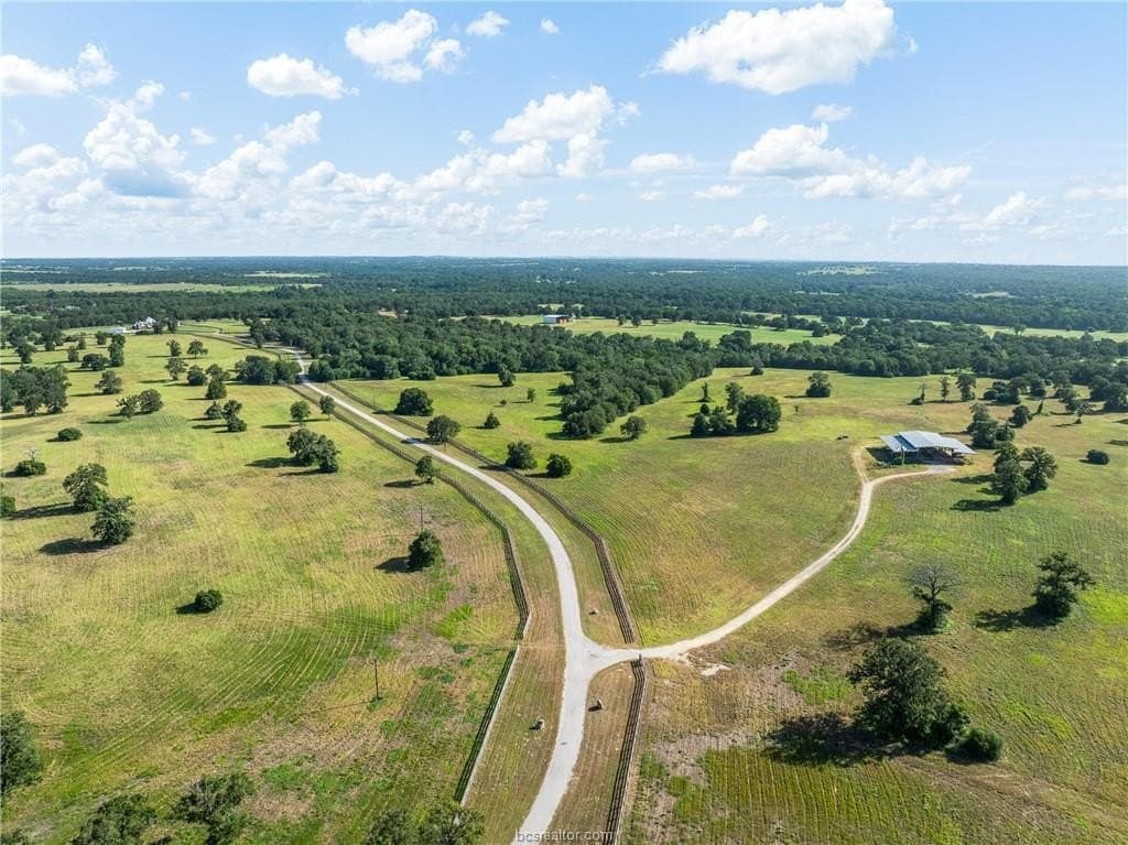 173 acres in Burleson County - photo 34