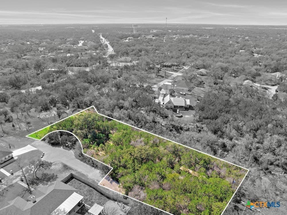 0.84 acres in Bell County - photo 9