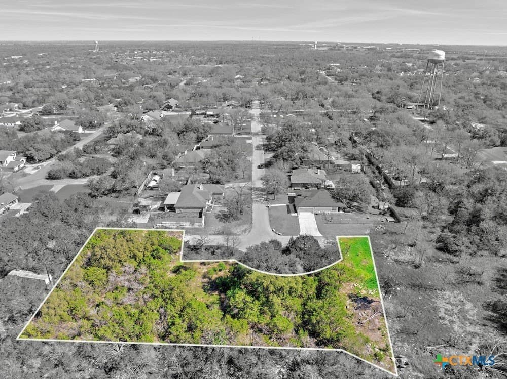 0.84 acres in Bell County - photo 10