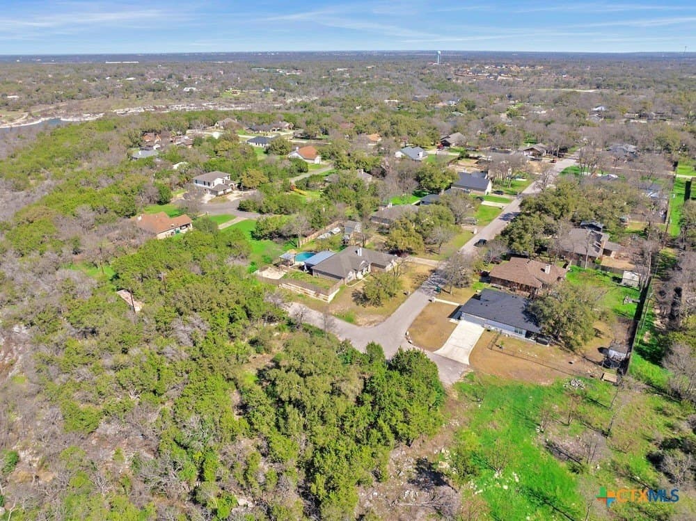 0.84 acres in Bell County - photo 13