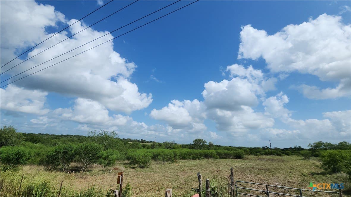 58.1 acres in DeWitt County - photo 6