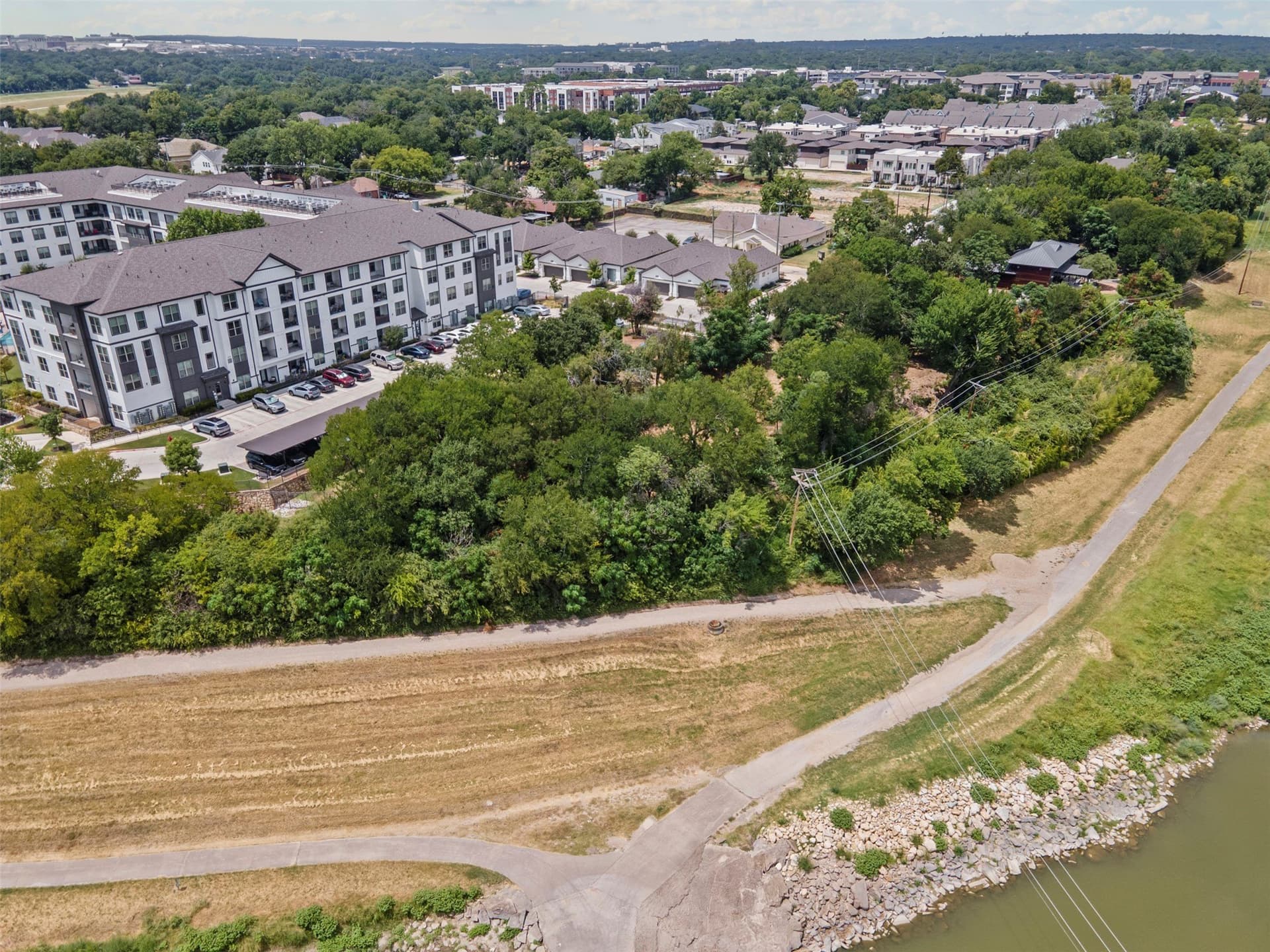 0.73 acres in Tarrant County - photo 20