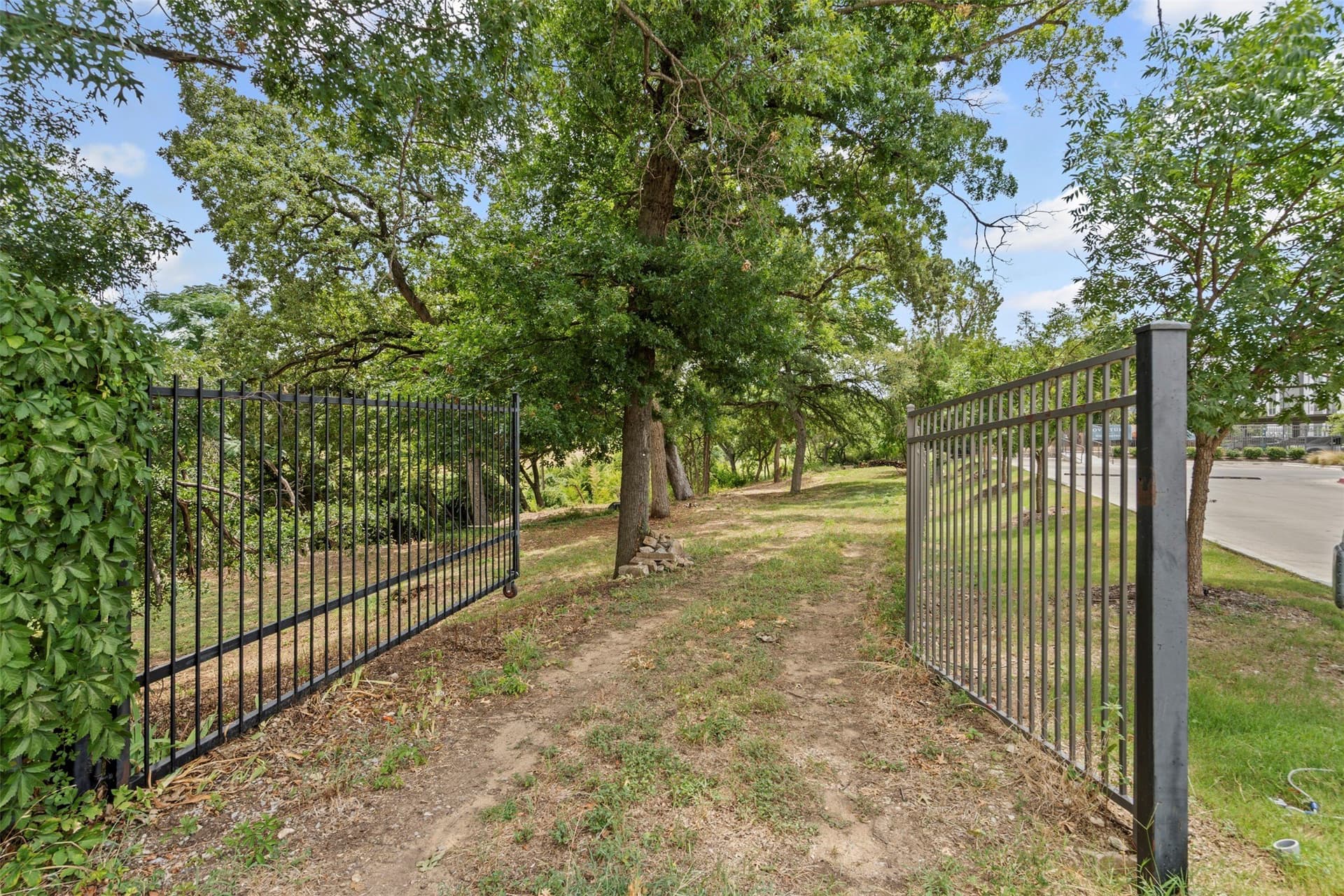 0.73 acres in Tarrant County