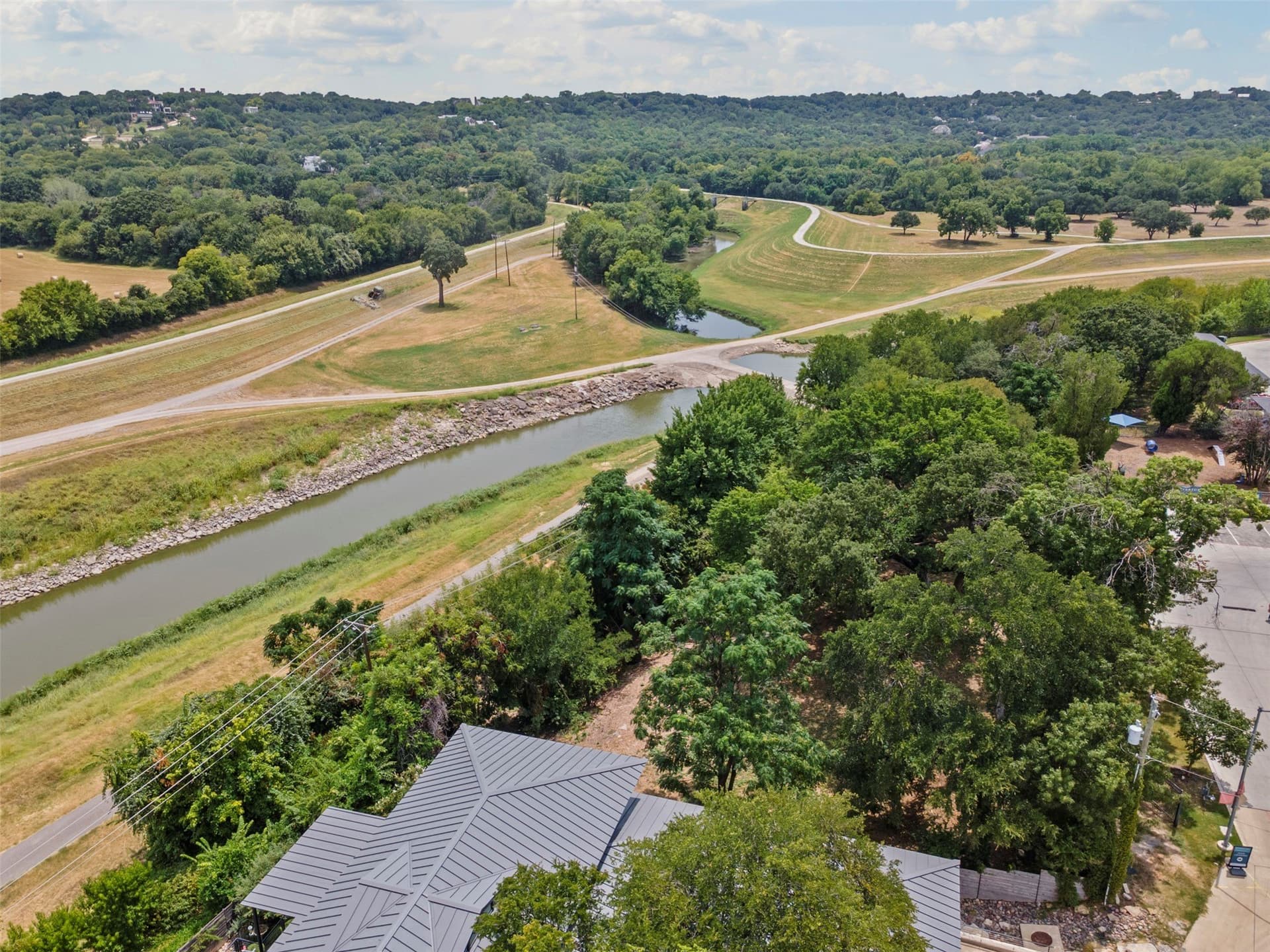 0.73 acres in Tarrant County - photo 16