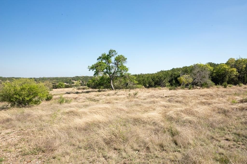 10.02 acres in Gillespie County