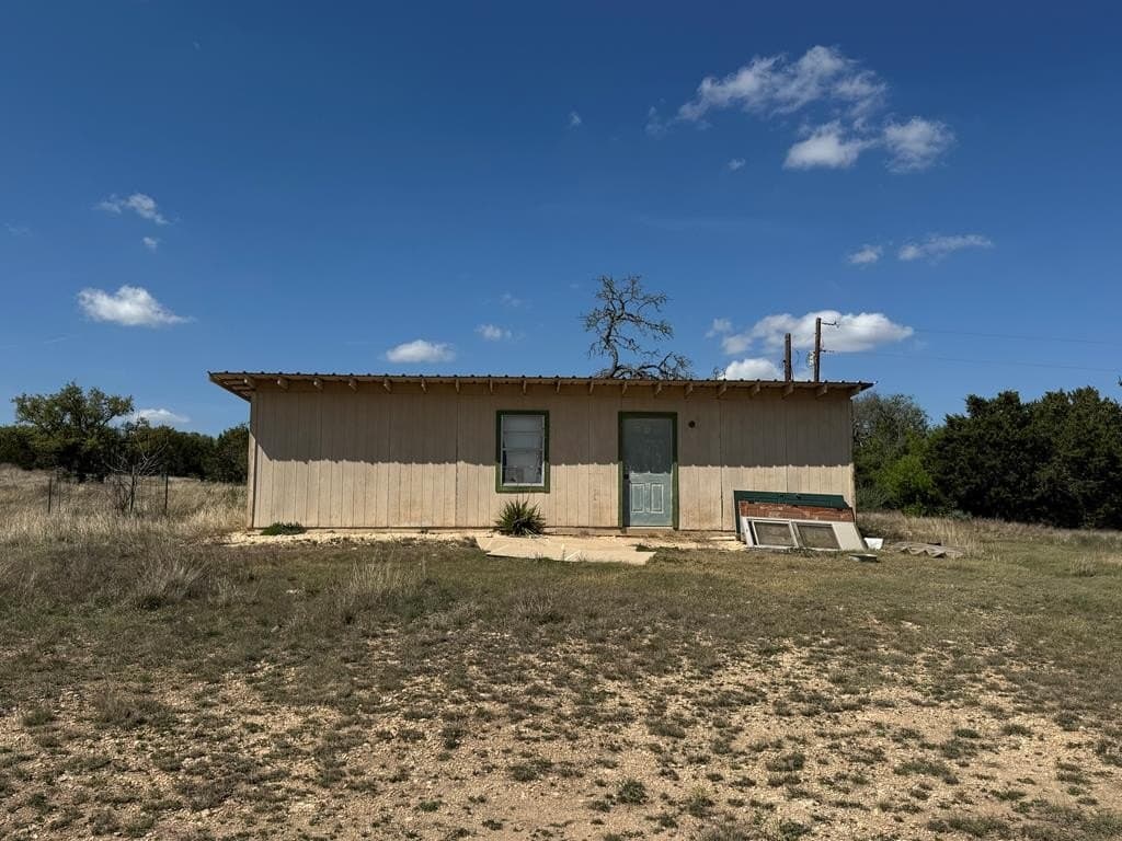 10.02 acres in Gillespie County - photo 8